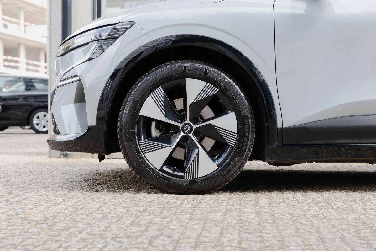 renault-megane-e-tech-2023-eletrico-500cc