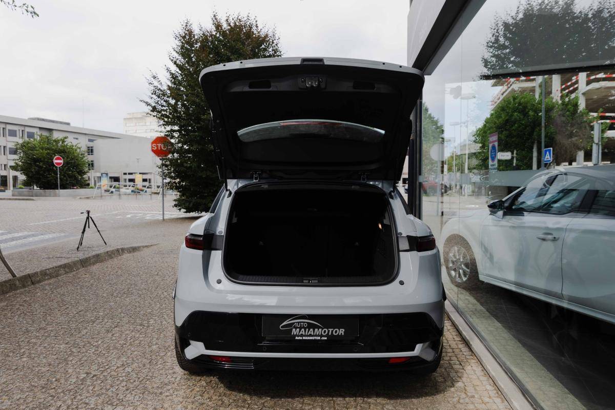 renault-megane-e-tech-2023-eletrico-500cc