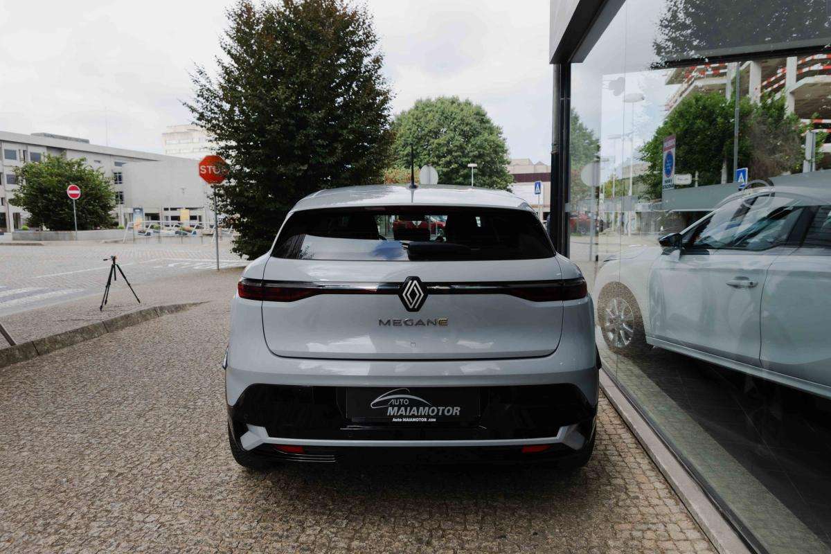 renault-megane-e-tech-2023-eletrico-500cc