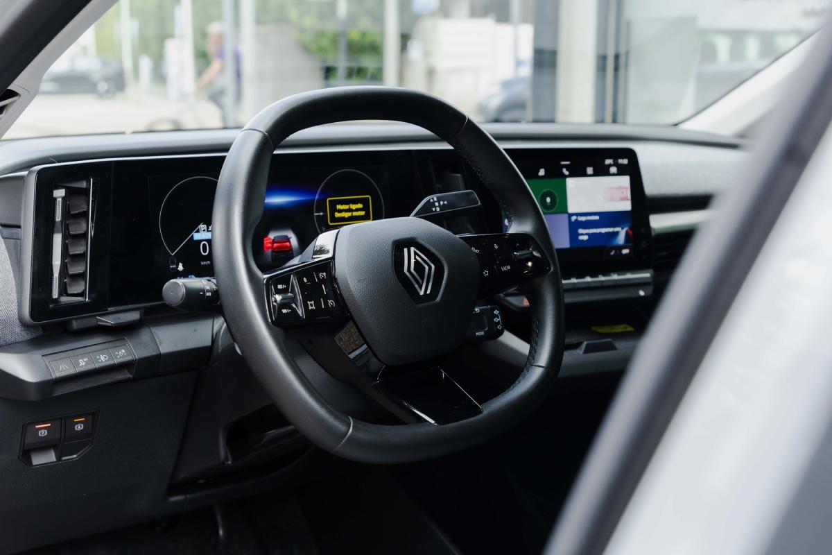 renault-megane-e-tech-2023-eletrico-500cc