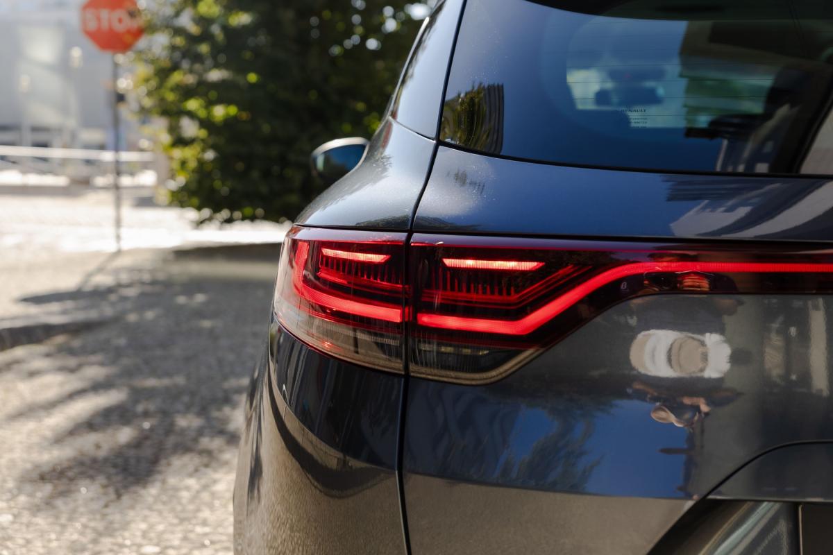 renault-megane-sport-tourer-2022-diesel-1461cc