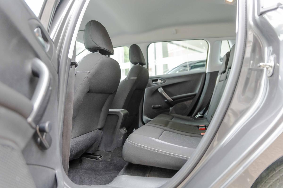 peugeot-2008-2019-gasolina-1199cc