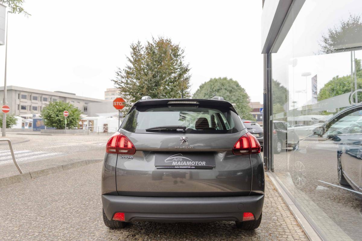 peugeot-2008-2019-gasolina-1199cc