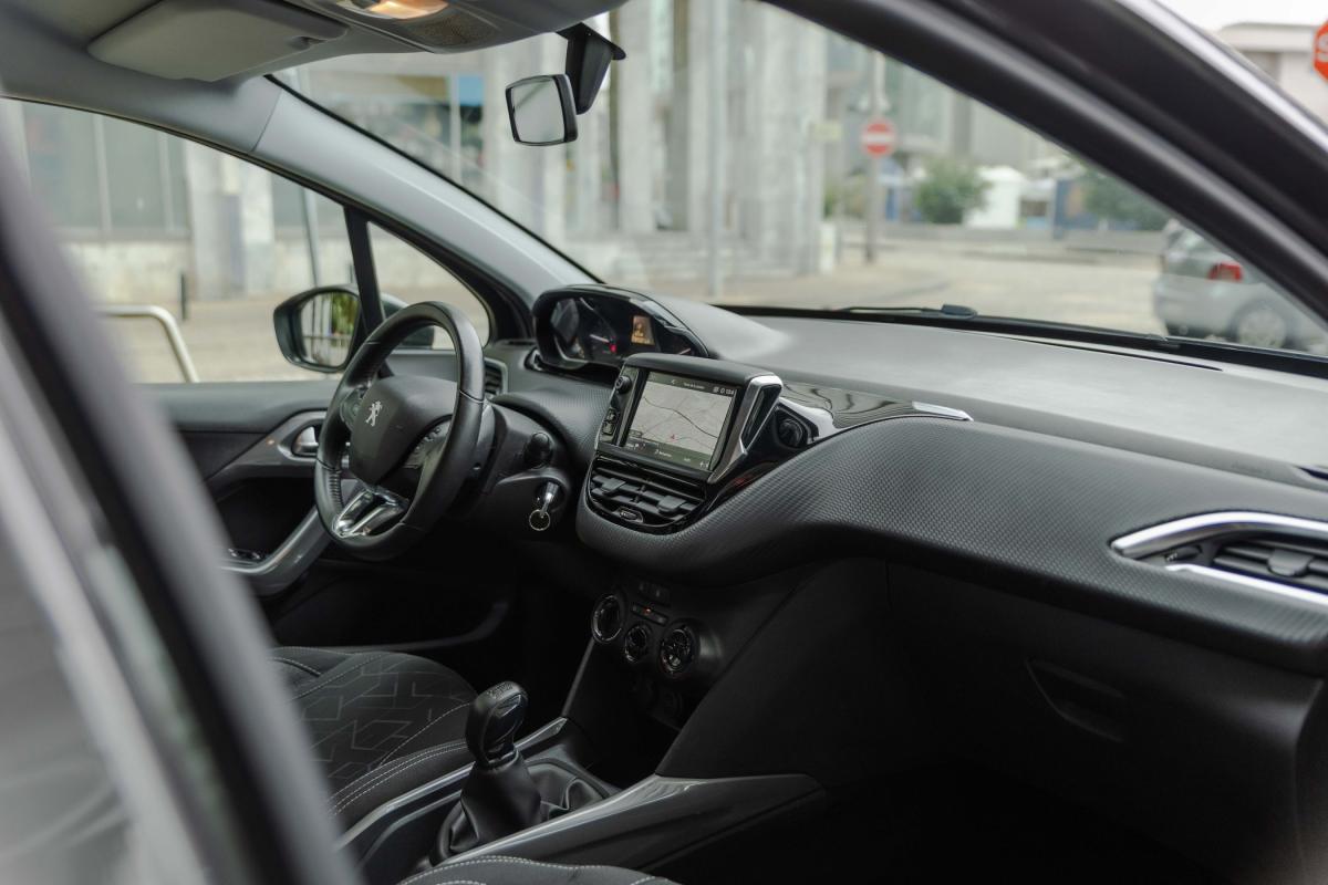 peugeot-2008-2019-gasolina-1199cc