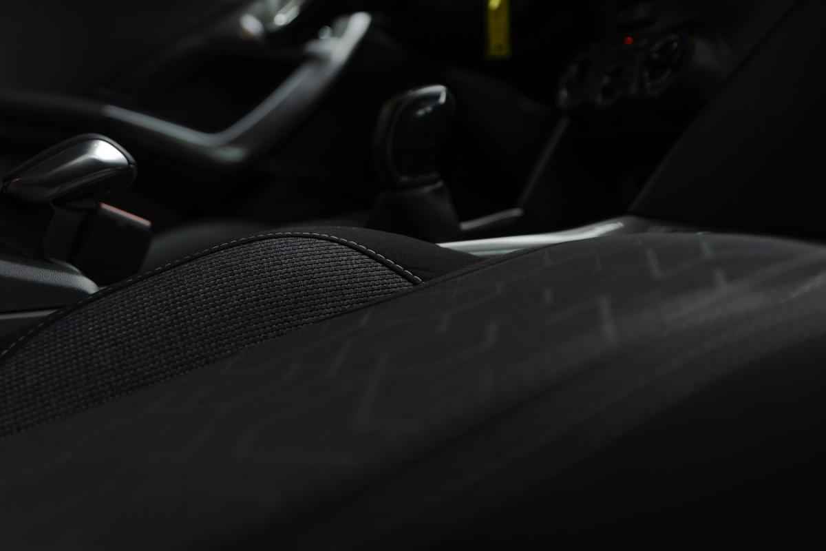peugeot-2008-2019-gasolina-1199cc