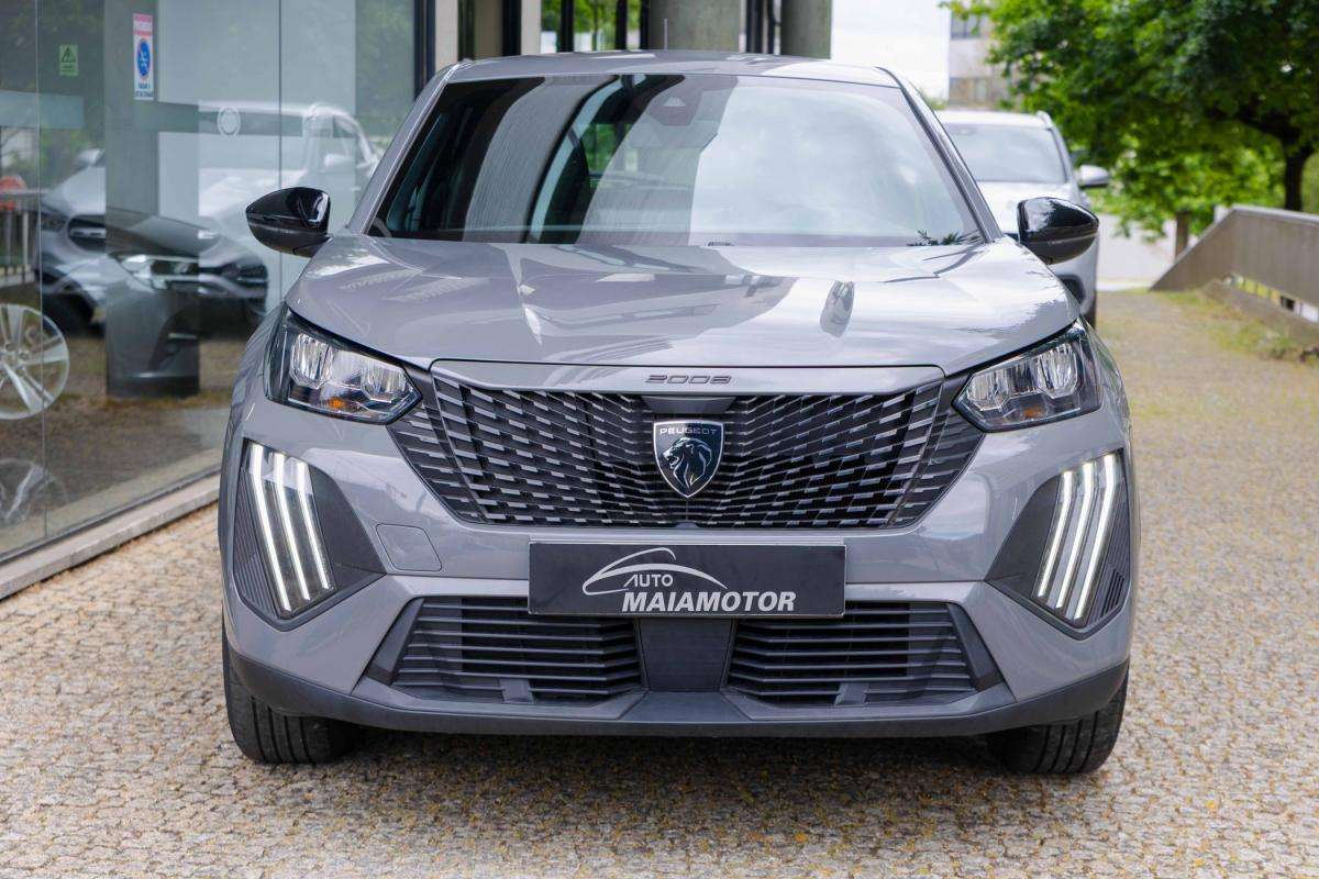 peugeot-2008-2024-eletrico-500cc