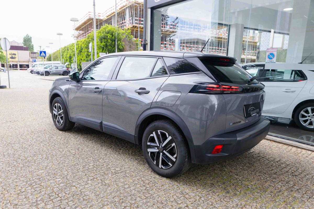 peugeot-2008-2024-eletrico-500cc