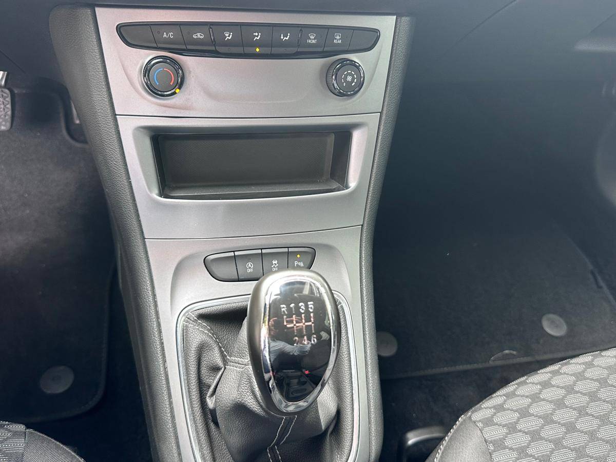 opel-astra-sport-tourer-2021-diesel-1496cc
