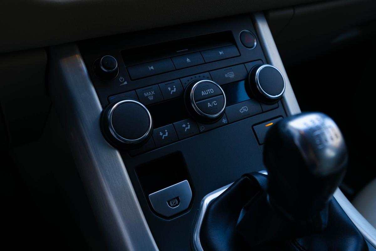 land-rover-range-rover-evoque-2013-diesel-2179cc