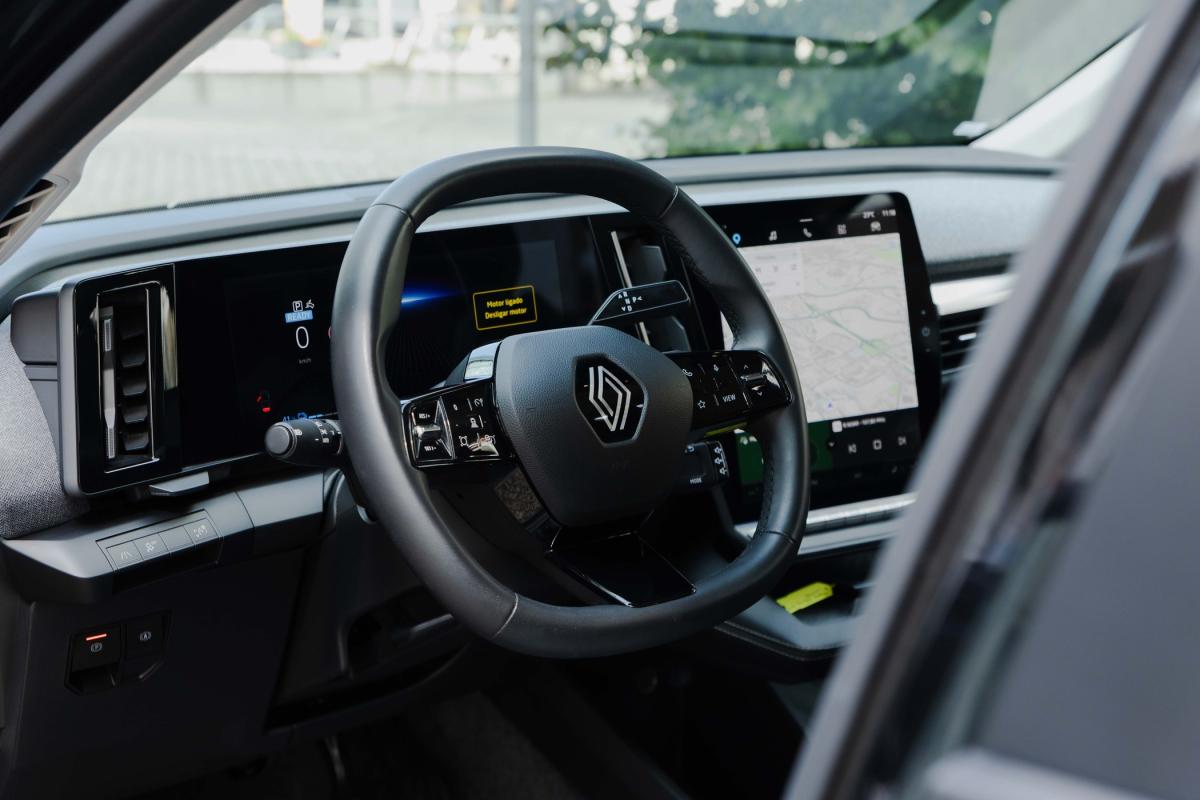 renault-megane-e-tech-2023-eletrico-500cc