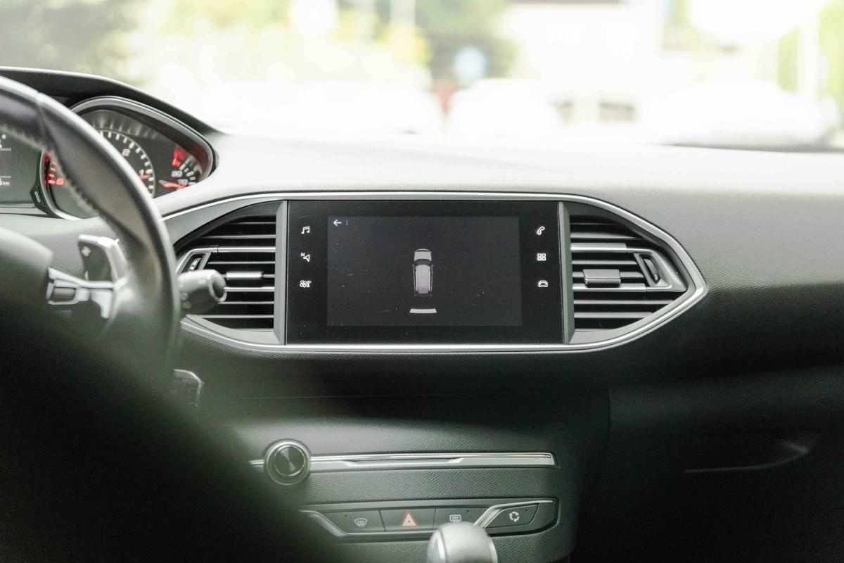 peugeot-308-sw-2019-diesel-1499cc