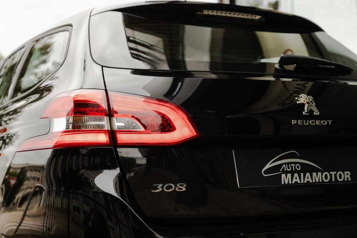 peugeot-308-sw-2019-diesel-1499cc
