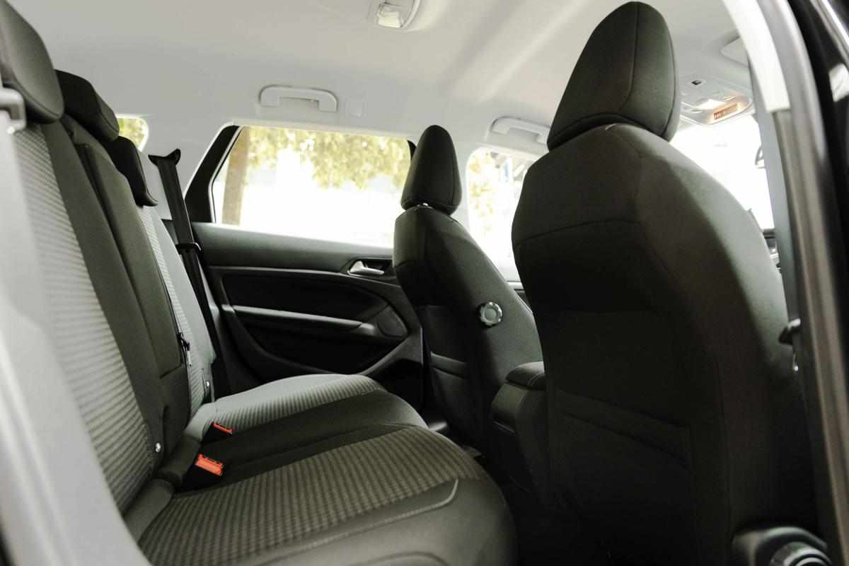 peugeot-308-sw-2019-diesel-1499cc