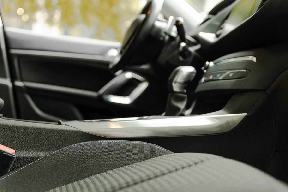peugeot-308-sw-2019-diesel-1499cc