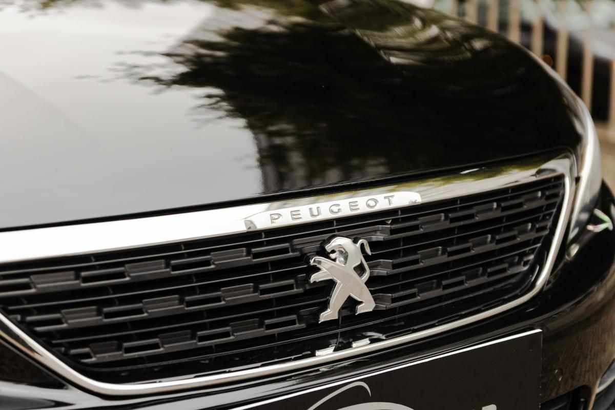 peugeot-308-sw-2019-diesel-1499cc