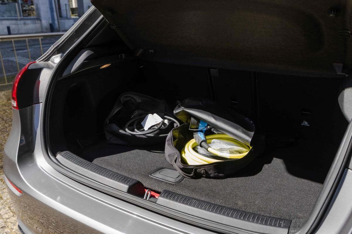 mercedes-benz-classe-a-2021-hibrido-a-gasolina-1332cc