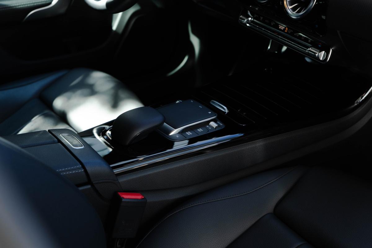 mercedes-benz-classe-a-2021-hibrido-a-gasolina-1332cc