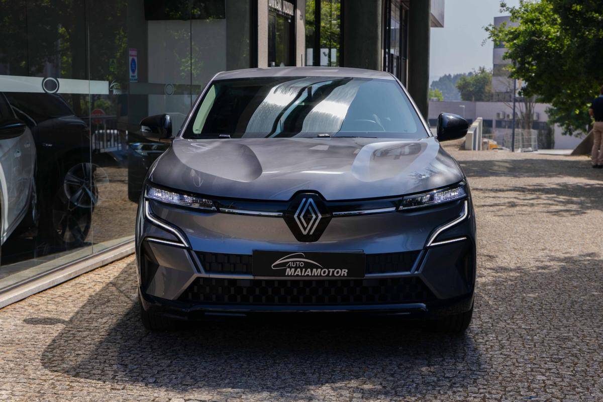 renault-megane-e-tech-2023-eletrico-500cc