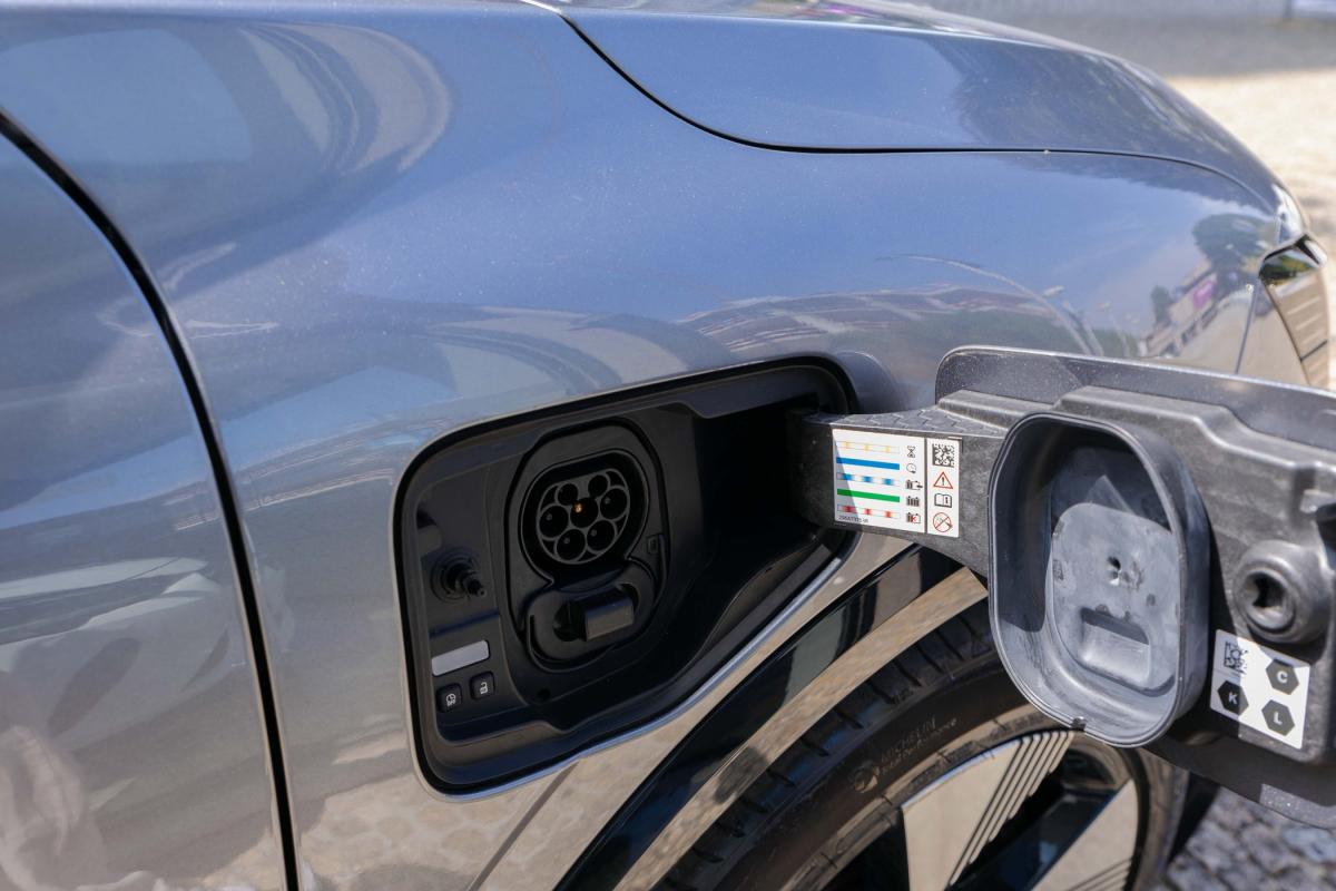 renault-megane-e-tech-2023-eletrico-500cc