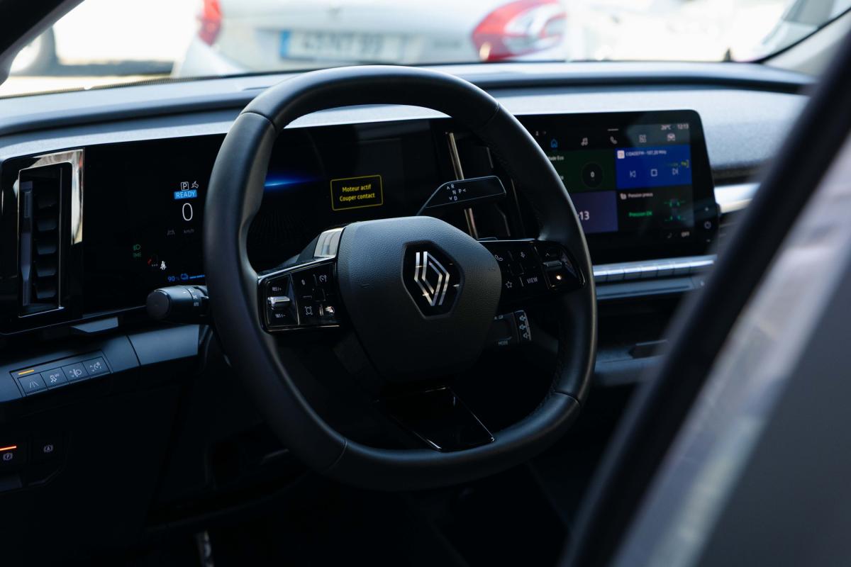 renault-megane-e-tech-2023-eletrico-500cc