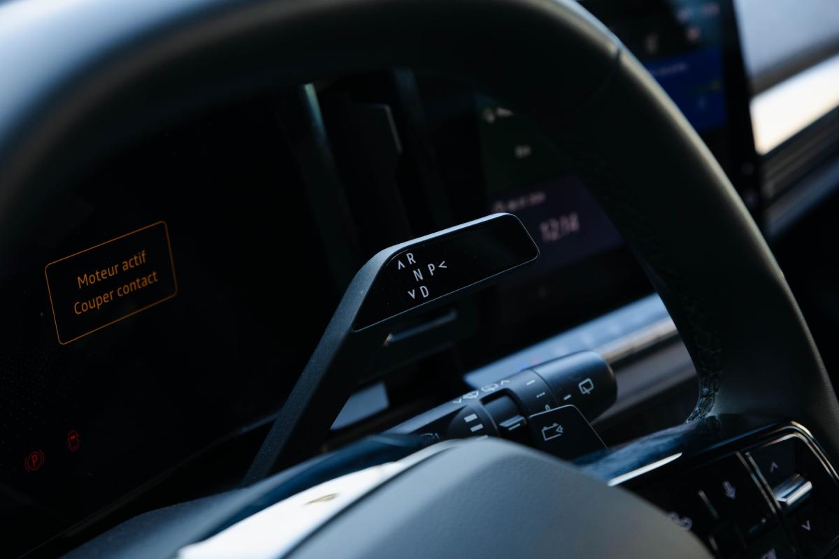 renault-megane-e-tech-2023-eletrico-500cc