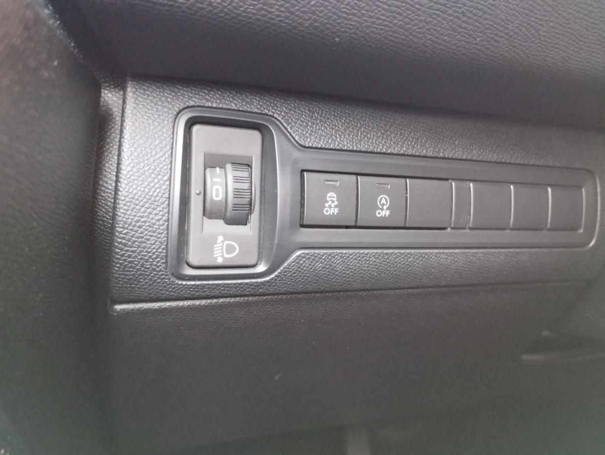 peugeot-308-sw-2020-diesel-1499cc