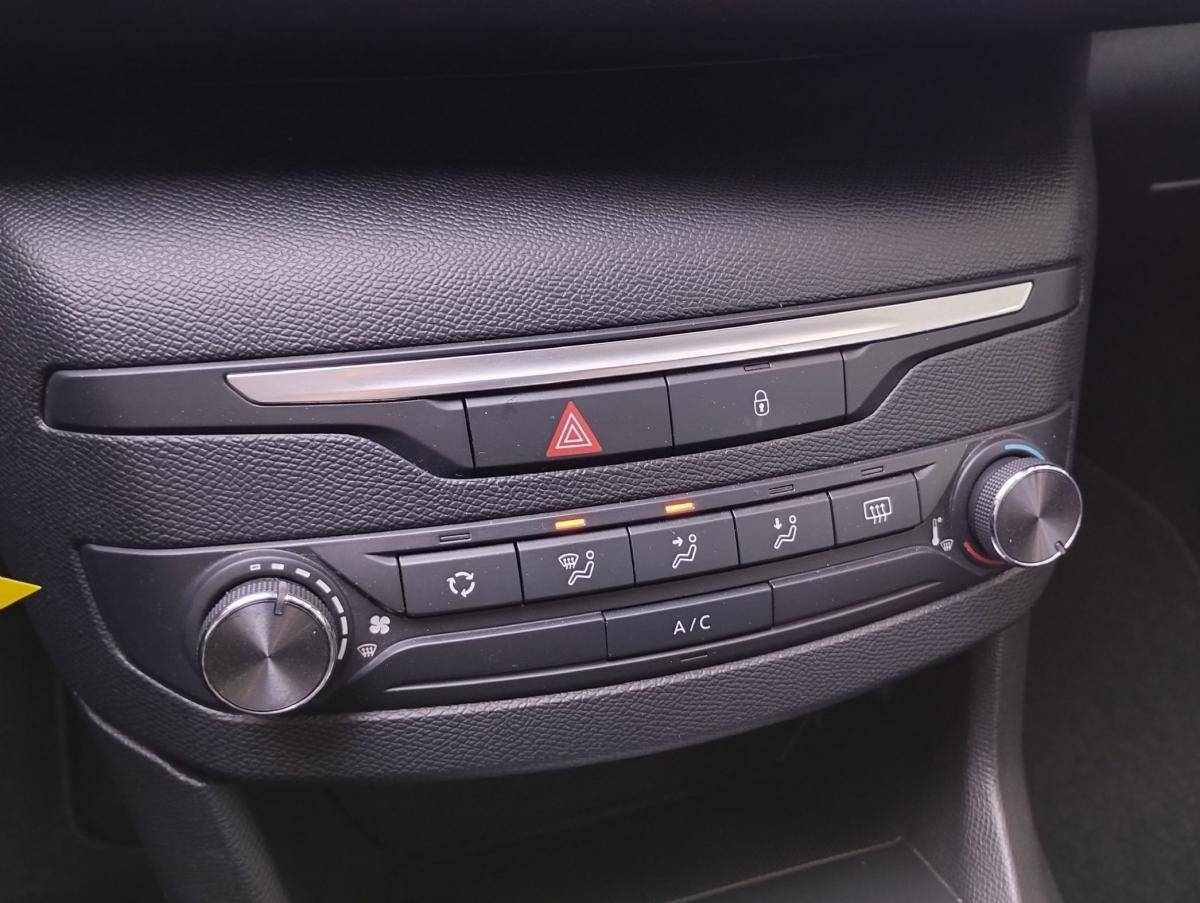 peugeot-308-sw-2020-diesel-1499cc