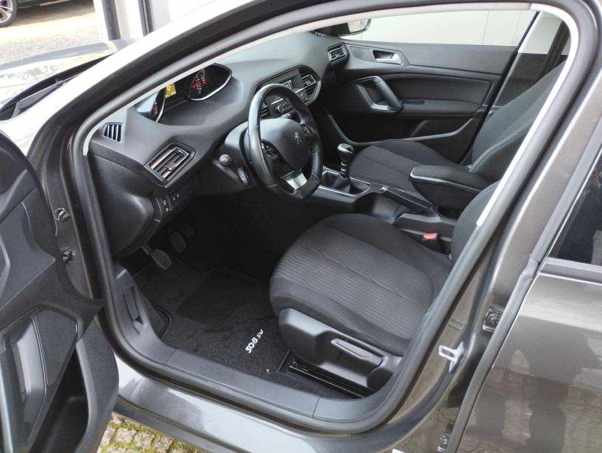 peugeot-308-sw-2020-diesel-1499cc