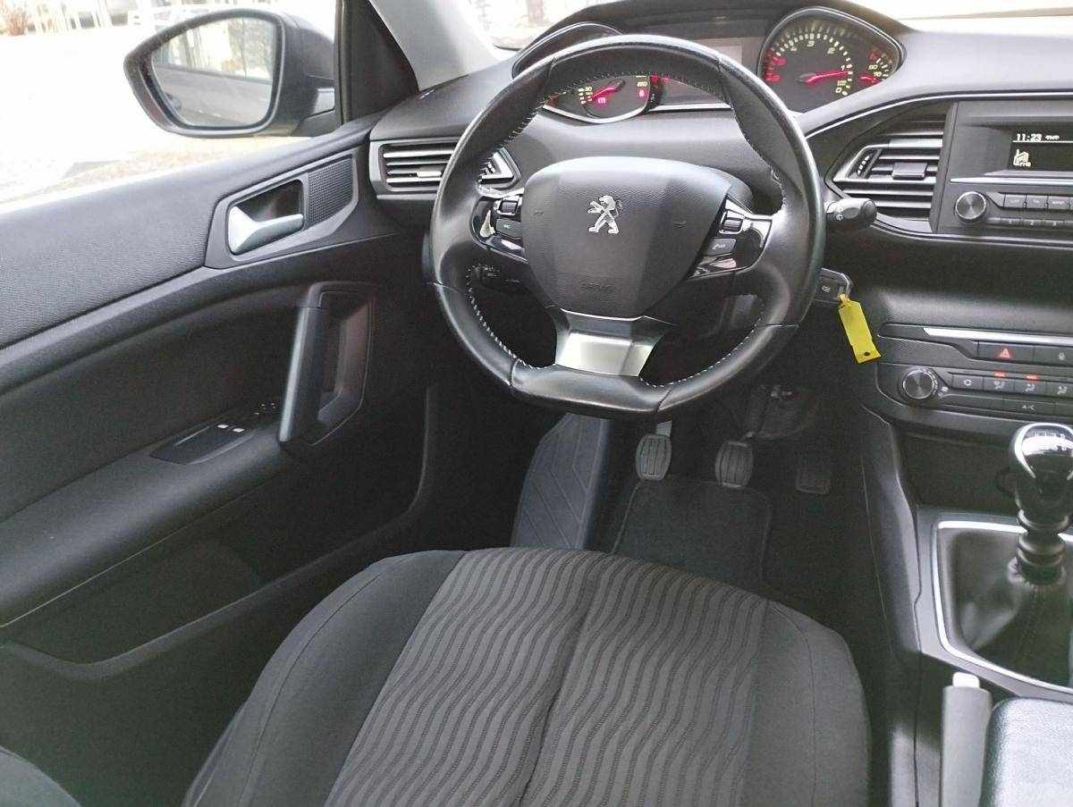 peugeot-308-sw-2020-diesel-1499cc