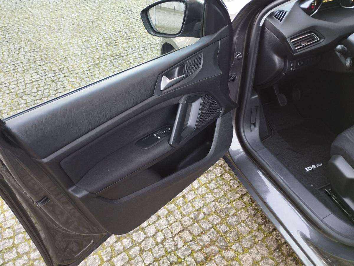 peugeot-308-sw-2020-diesel-1499cc