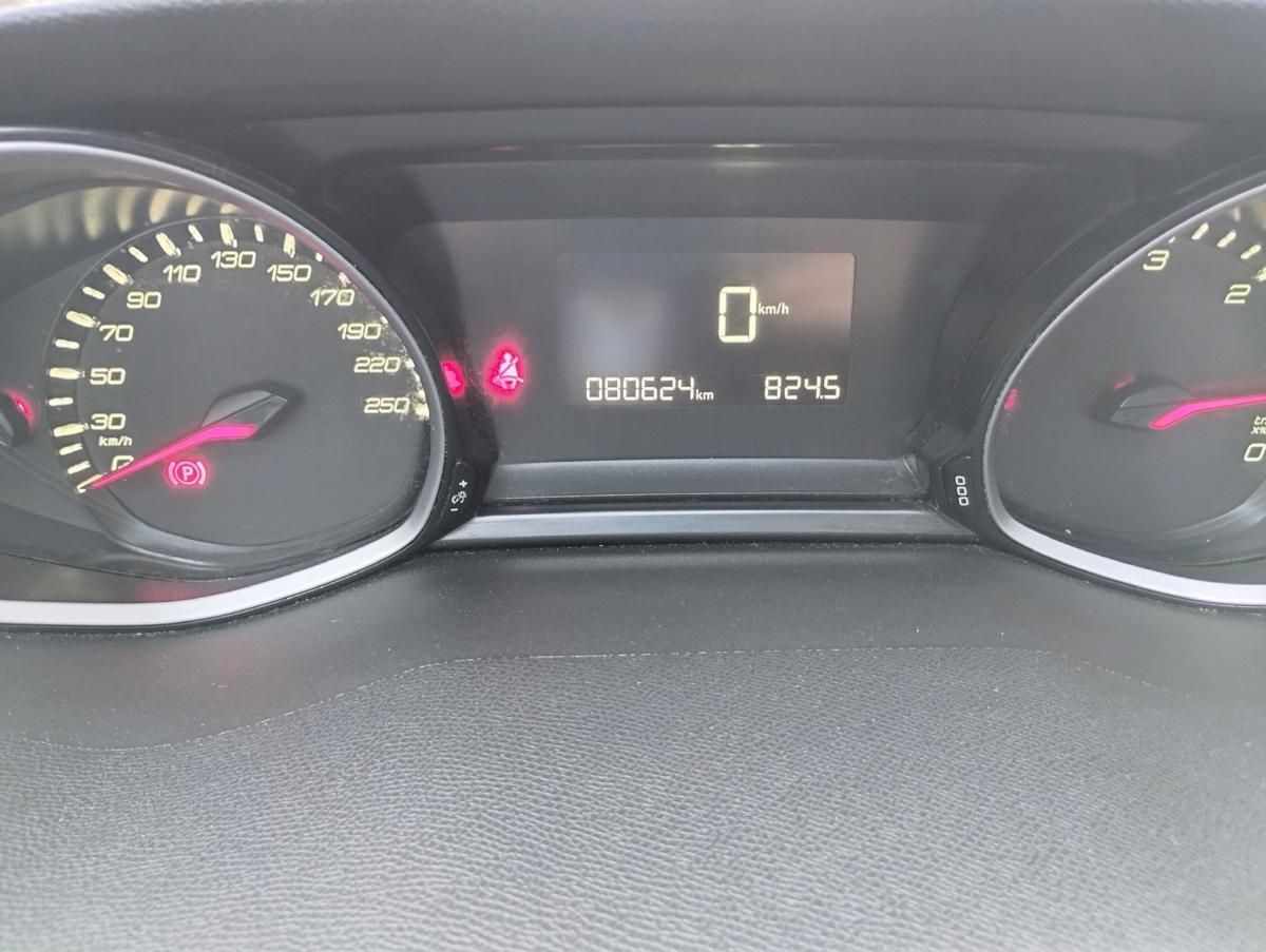 peugeot-308-sw-2020-diesel-1499cc