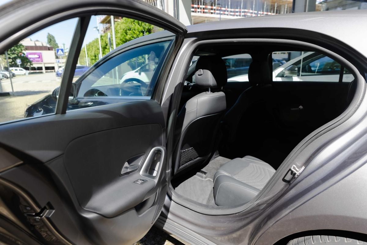 mercedes-benz-classe-a-2022-gasolina-1332cc