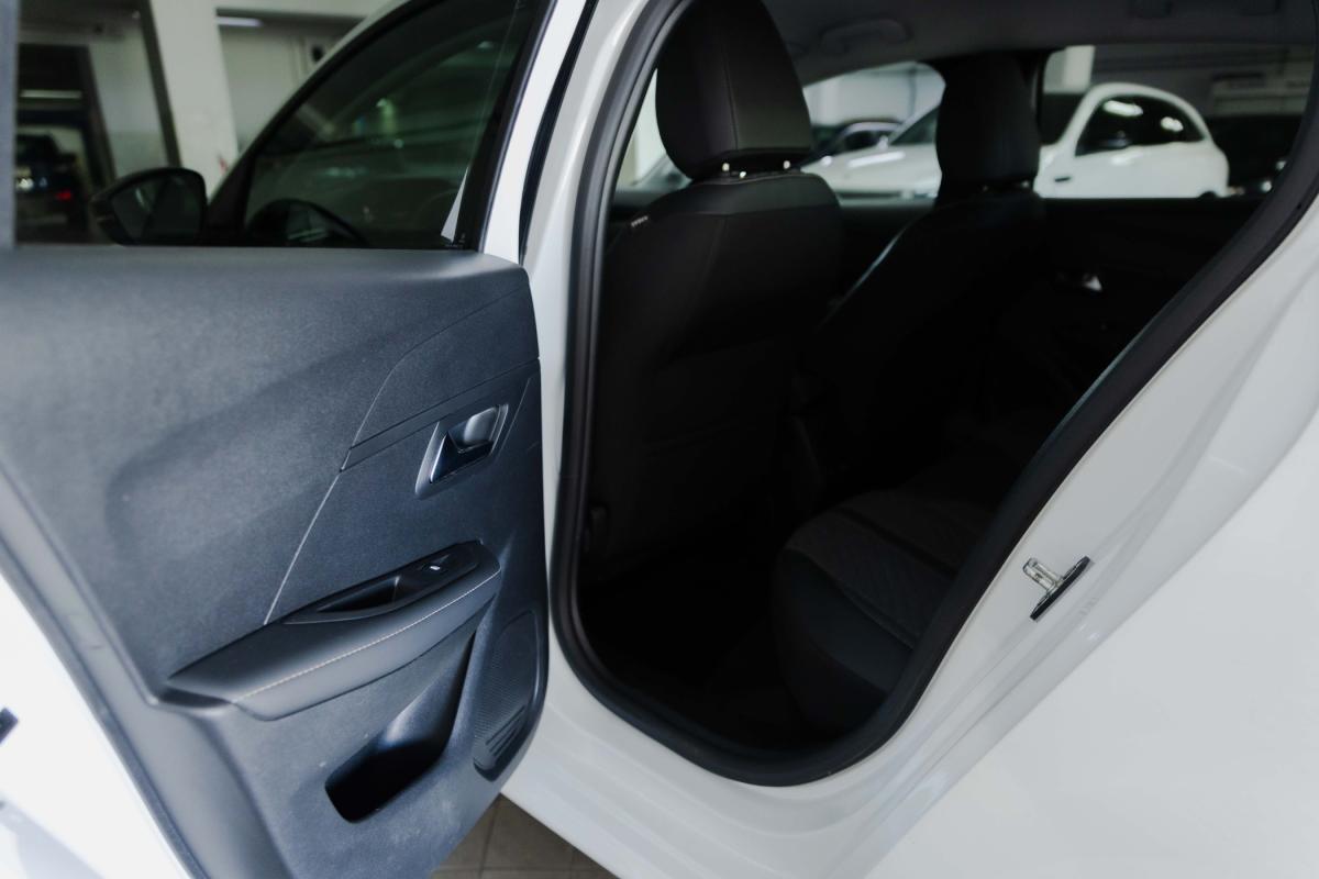 peugeot-208-2024-eletrico-500cc