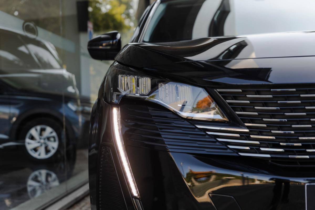 peugeot-5008-2021-gasolina-1199cc