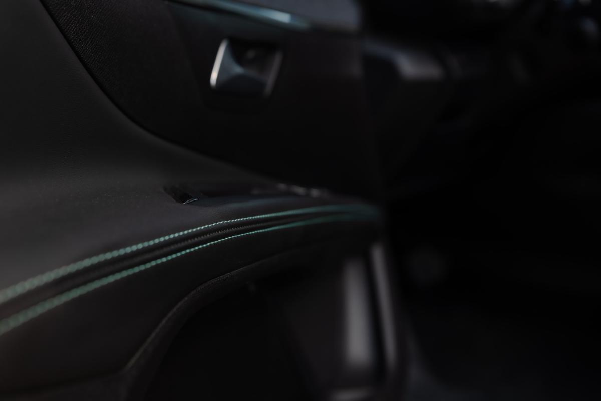 peugeot-5008-2021-gasolina-1199cc