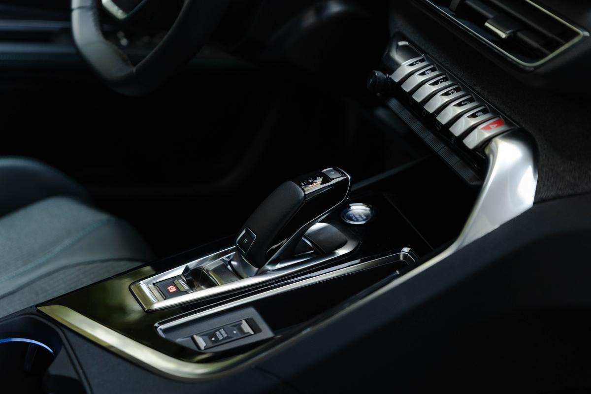 peugeot-5008-2021-gasolina-1199cc