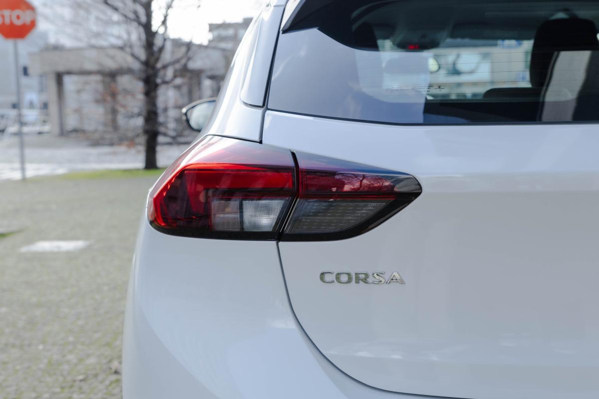 opel-corsa-2021-diesel-1499cc