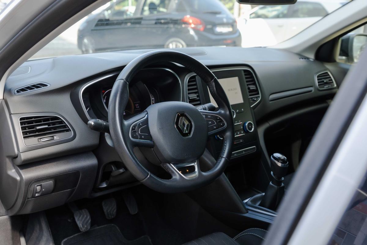 renault-megane-sport-tourer-2020-diesel-1461cc