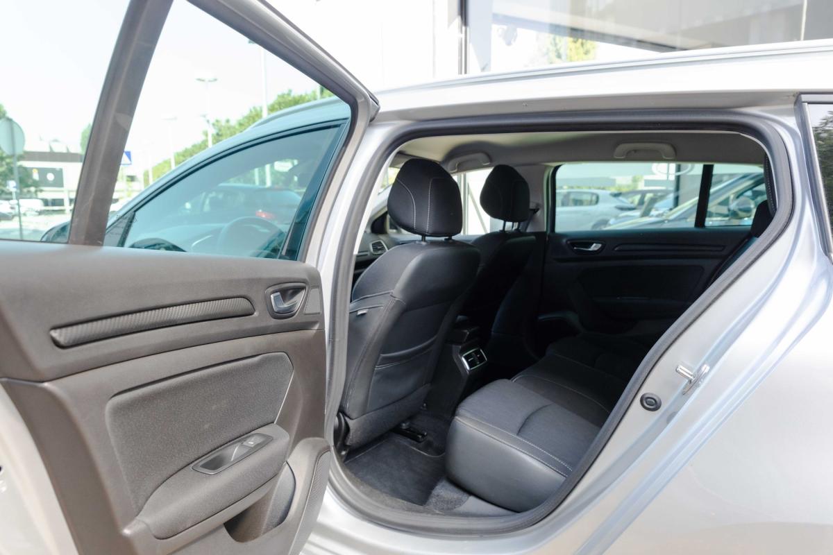 renault-megane-sport-tourer-2020-diesel-1461cc