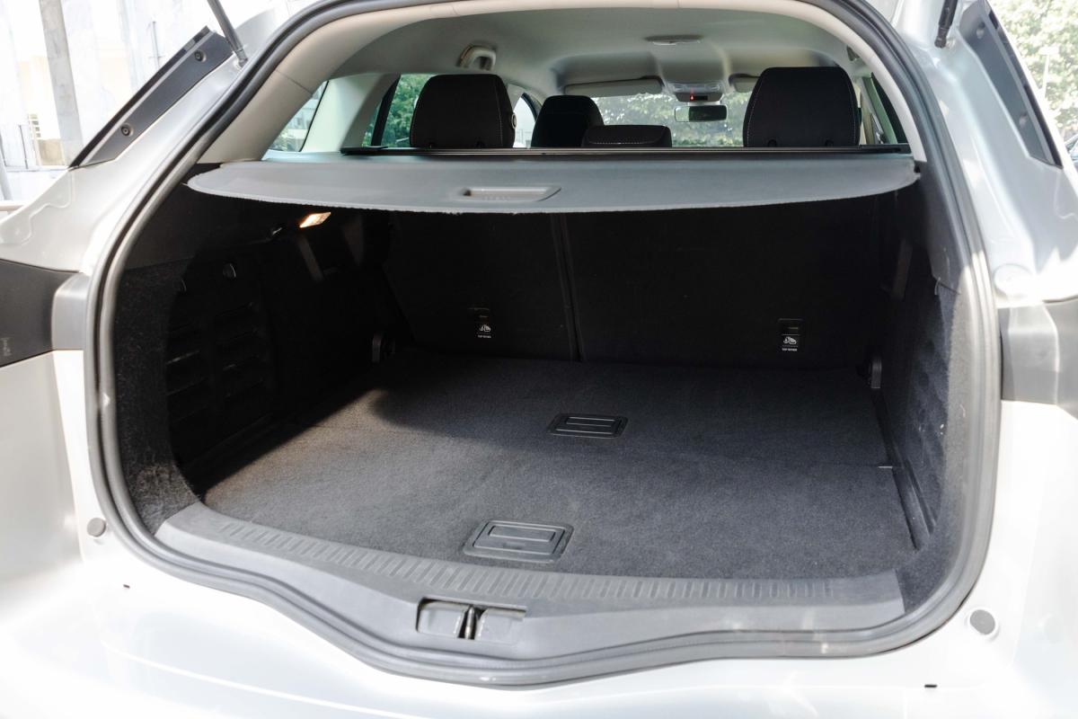 renault-megane-sport-tourer-2020-diesel-1461cc