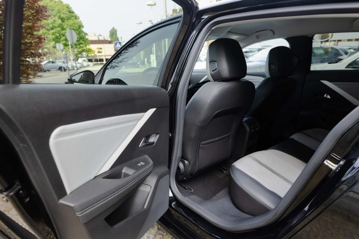 opel-astra-2022-diesel-1499cc
