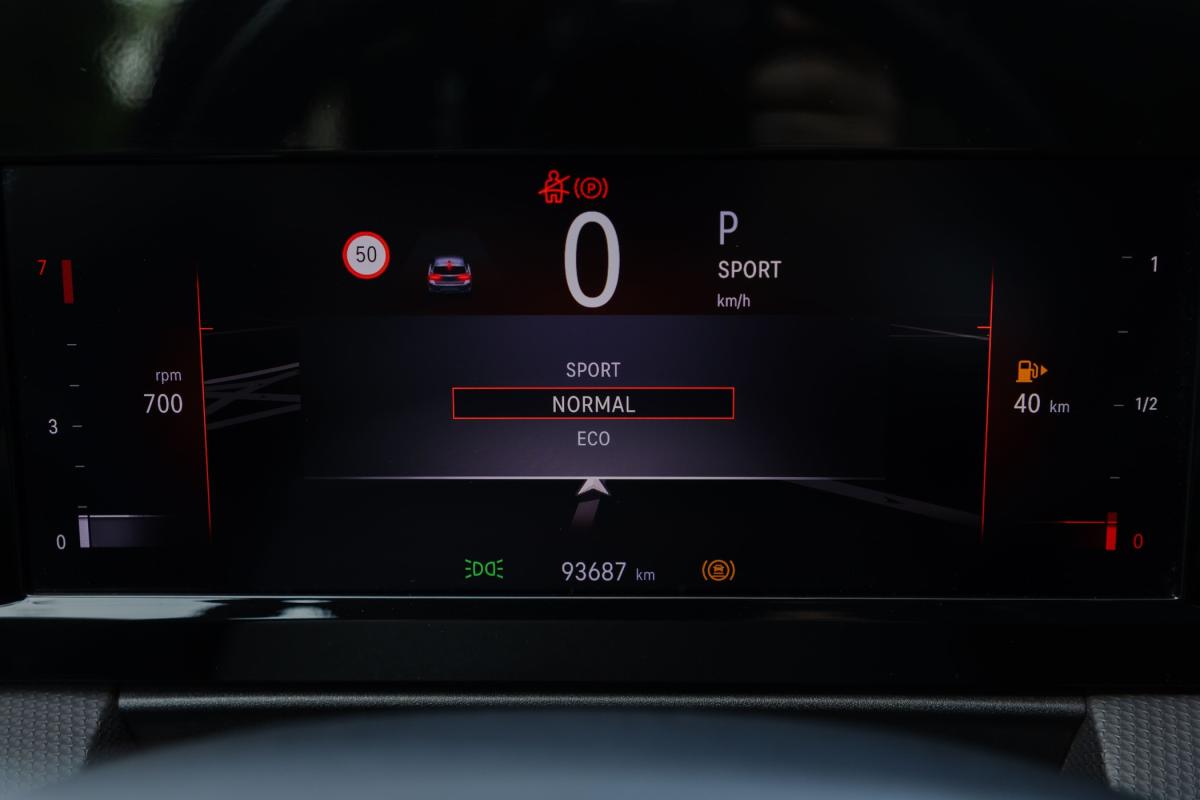 opel-astra-2022-diesel-1499cc