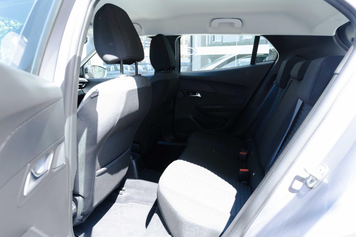 peugeot-2008-2022-gasolina-1199cc