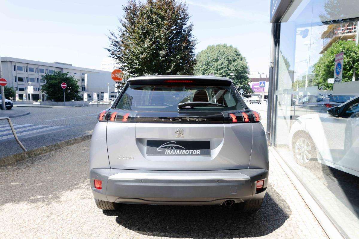 peugeot-2008-2022-gasolina-1199cc