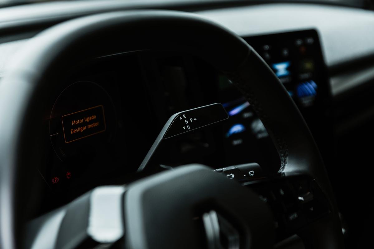 renault-megane-e-tech-2023-eletrico-0cc