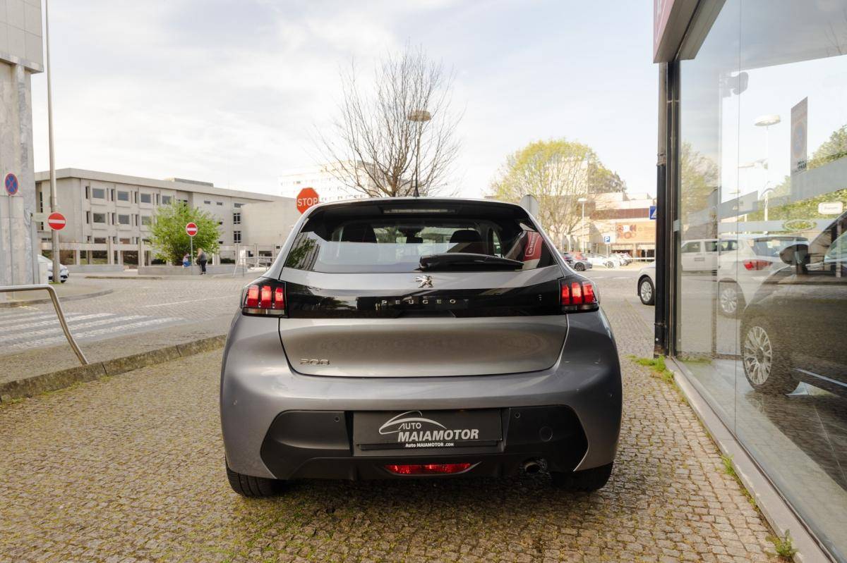 peugeot-208-2020-gasolina-1199cc
