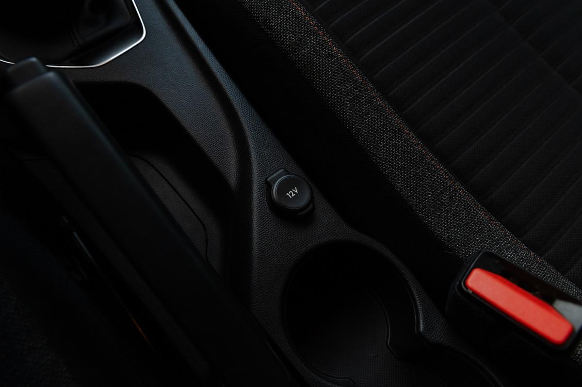 peugeot-208-2020-gasolina-1199cc