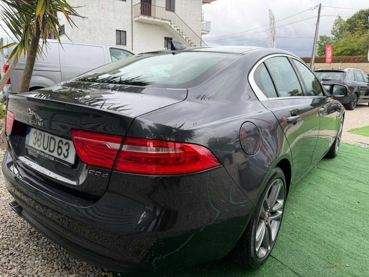 jaguar-xe-2018-diesel-1999cc