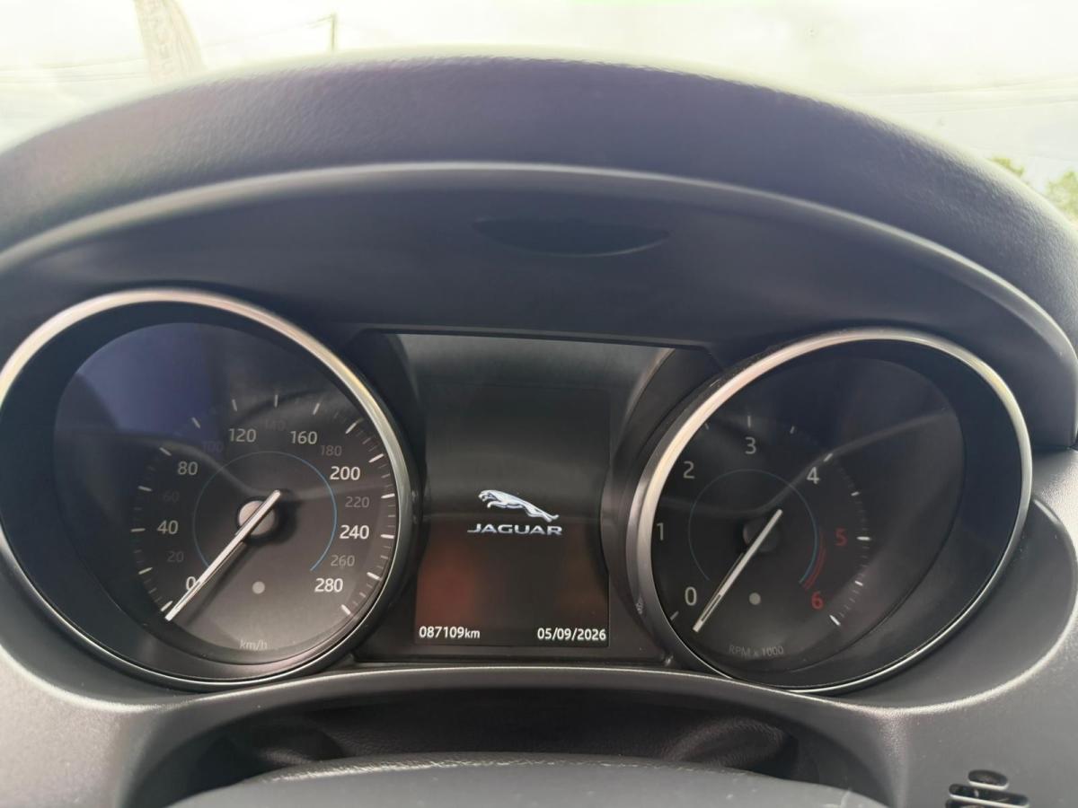 jaguar-xe-2018-diesel-1999cc