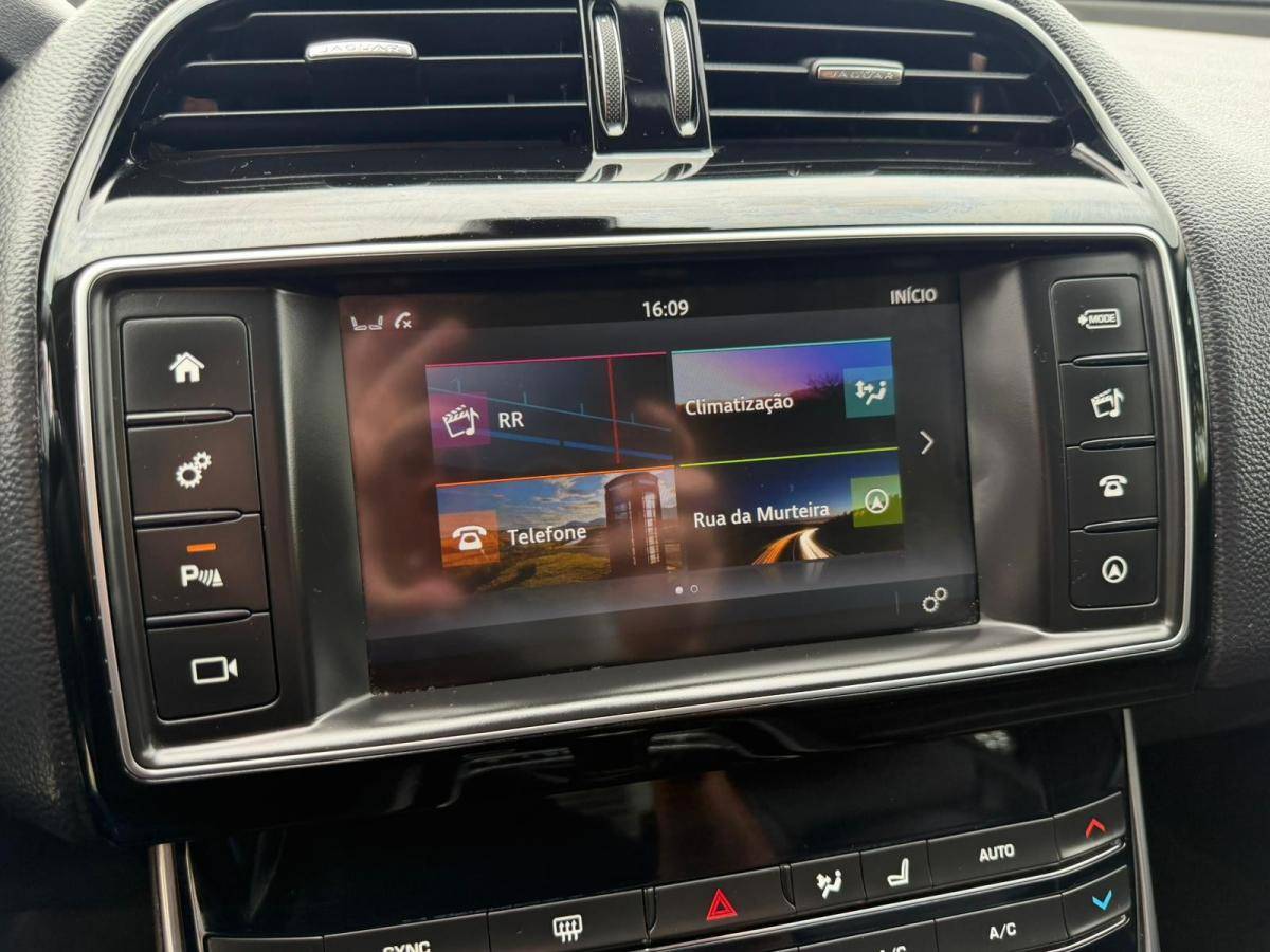 jaguar-xe-2018-diesel-1999cc